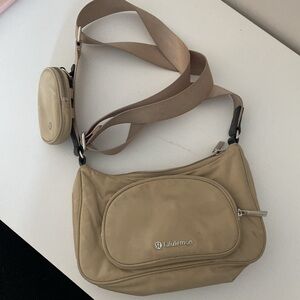 Lulu Crossbody bag